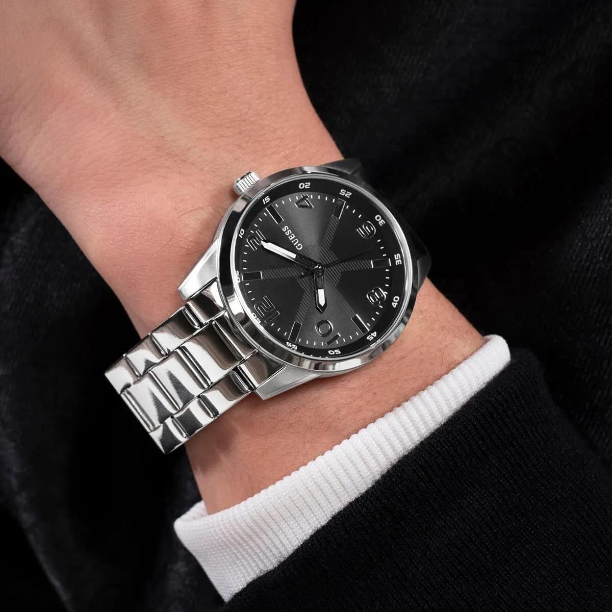 Guess Gri Siyah Erkek Kol Saati GUGW0804G2 - Görsel 4